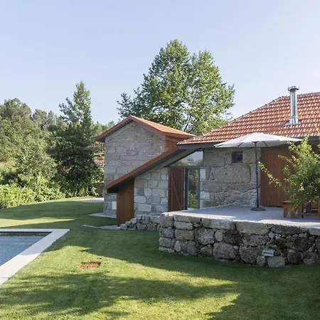 Dom wakacyjny Fumeiro House *